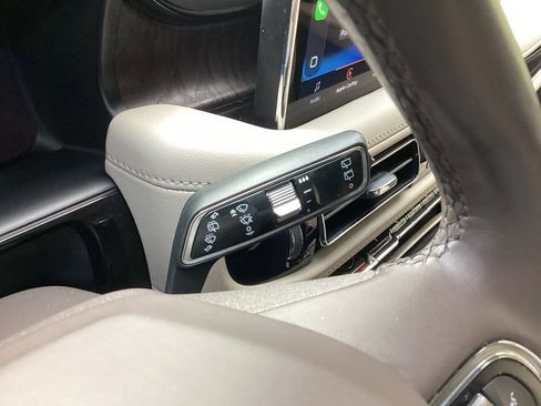 Used 2022 Lincoln Nautilus Reserve w/ Equipment Group 201A image 46