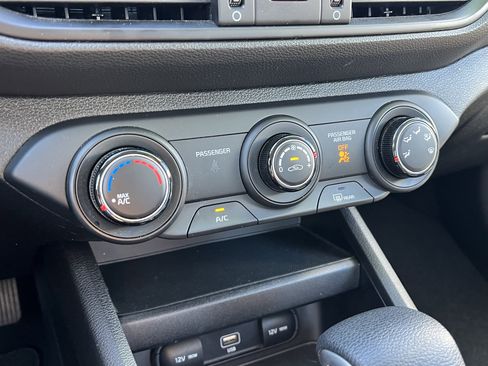 Certified 2023 Kia Forte LX image 29