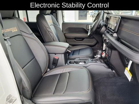 New 2025 Jeep Wrangler Unlimited Rubicon 392 image 15