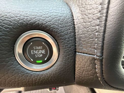 Certified 2023 GMC Yukon Denali AWD/4WD image 16
