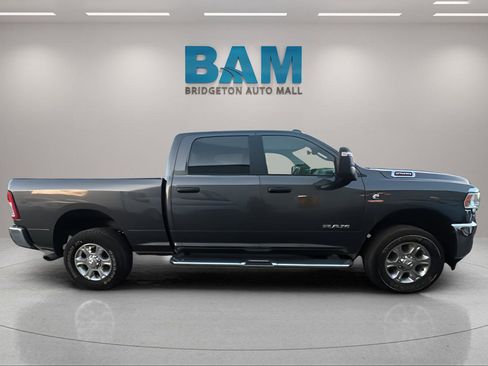 Used 2024 RAM 2500 Big Horn AWD/4WD image 8