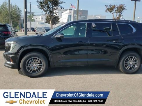 Certified 2025 GMC Acadia Elevation image 3