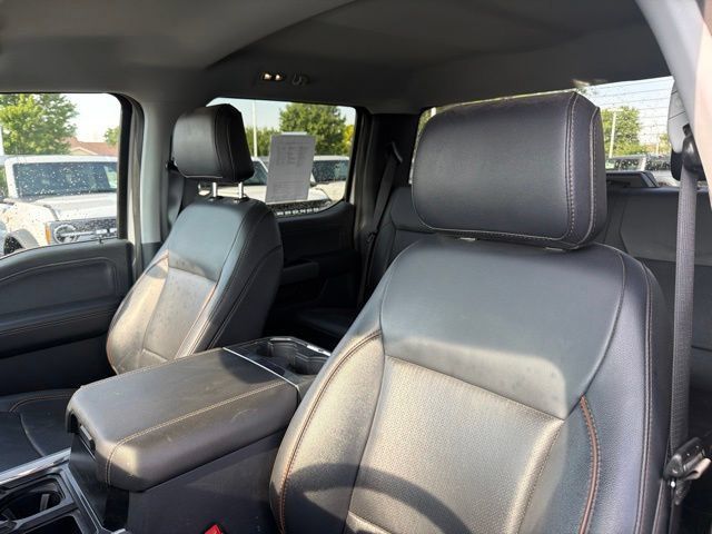 Used 2025 Ford F250 Lariat AWD/4WD image 18