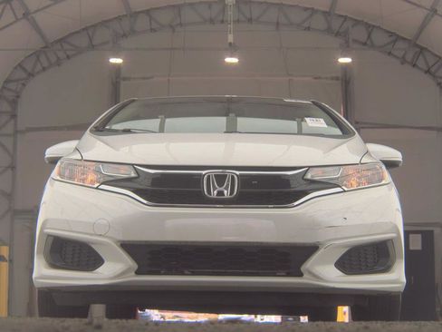 Used 2019 Honda Fit LX image 4