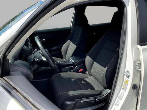 Used 2023 Honda HR-V Sport image 8
