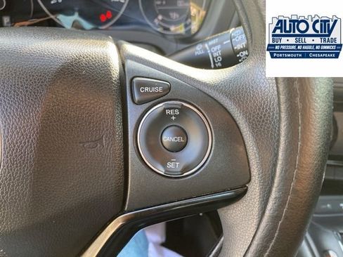 Used 2016 Honda HR-V LX image 22