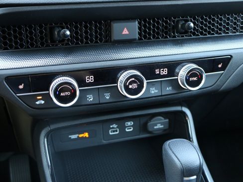 Used 2025 Honda CR-V EX image 22