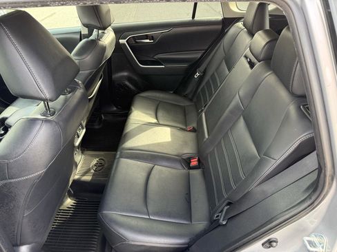 Used 2019 Toyota RAV4 XLE Premium w/ Cold Weather Package image 16