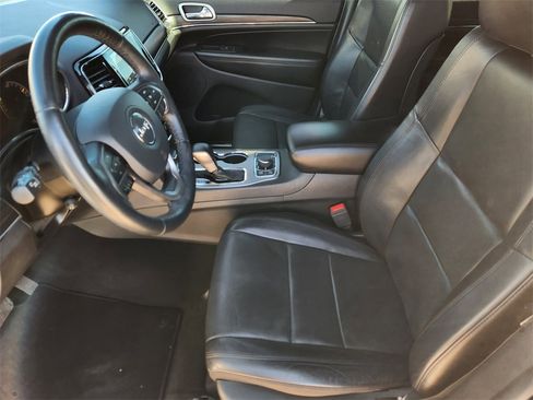 Used 2019 Jeep Grand Cherokee Limited w/ Luxury Group II image 13