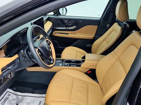 Used 2023 Lincoln Corsair Reserve w/ Equipment Group 201A image 19