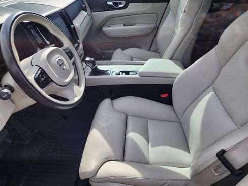 Used 2020 Volvo XC60 T6 Inscription w/ Protection Package Premier AWD/4WD image 16