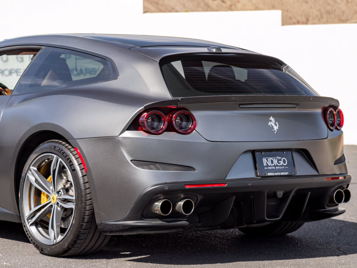 Used 2019 Ferrari GTC4Lusso AWD/4WD image 11