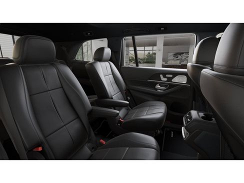 New 2026 Mercedes-Benz GLS 450 4MATIC image 12