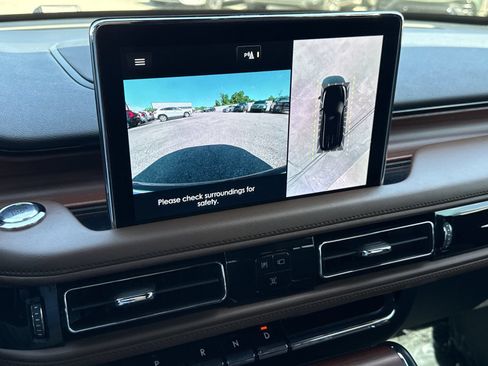 Used 2023 Lincoln Aviator Grand Touring w/ Elements Package Plus AWD/4WD image 23
