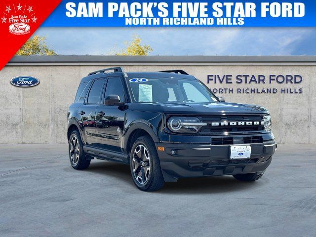 Used 2024 Ford Bronco Sport Outer Banks w/ Tech Package AWD/4WD image 1