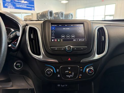 Used 2021 Chevrolet Equinox LT AWD/4WD image 15