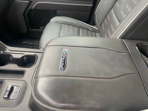 Used 2024 GMC Sierra 2500 AT4X AWD/4WD image 14