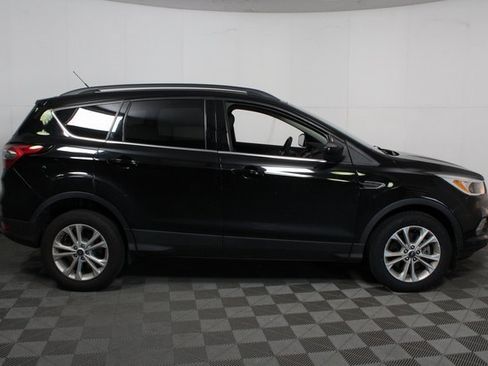 Used 2018 Ford Escape SE w/ Ford Safe & Smart Package image 8