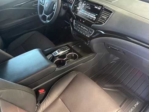 New 2026 Honda Ridgeline Black Edition image 17
