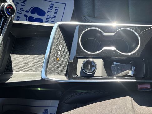 New 2026 Chevrolet Equinox LT w/ Convenience Package II image 23