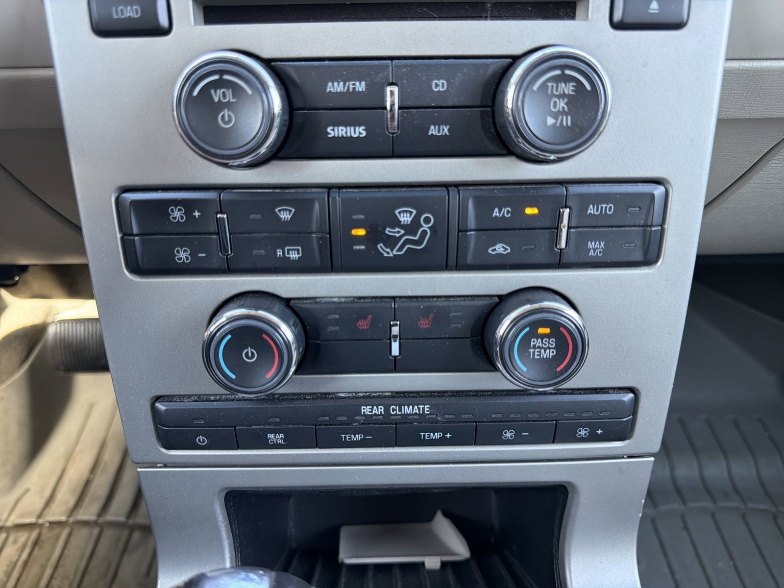 Used 2011 Ford Flex SEL w/ Rapid Spec Order Code FWD image 18