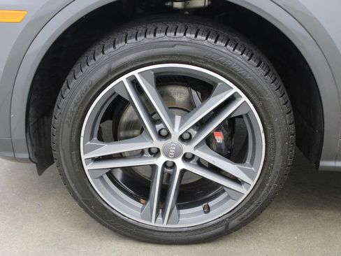Used 2018 Audi SQ5 Premium Plus AWD/4WD image 31