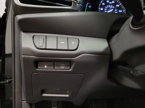 Used 2020 Hyundai Ioniq Blue FWD image 26