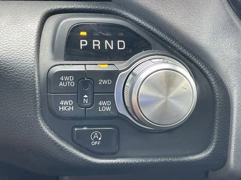 Used 2025 RAM 1500 Laramie AWD/4WD image 22