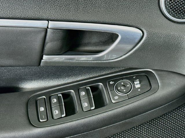 Used 2021 Hyundai Sonata SEL w/ Preferred Accessory Package FWD image 21