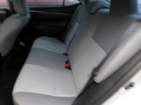 Used 2015 Toyota Corolla L image 15