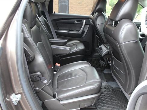 Used 2008 GMC Acadia SLT AWD/4WD image 18