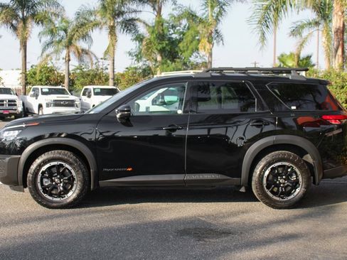 Used 2023 Nissan Pathfinder Rock Creek image 5
