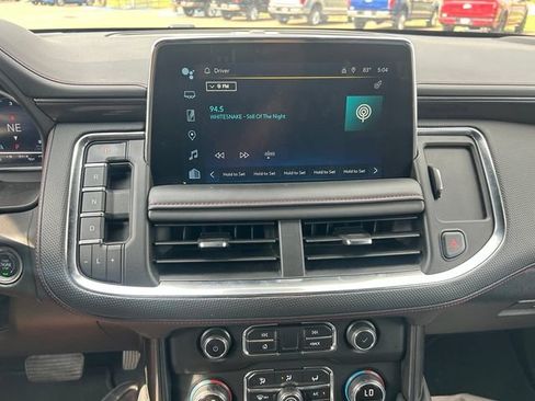 Used 2024 Chevrolet Suburban RST RWD image 13