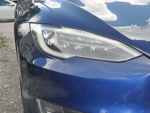 Used 2017 Tesla Model S 75 RWD image 21
