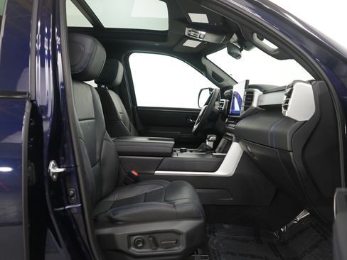 Used 2025 Toyota Tundra Platinum image 10