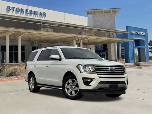 Used 2020 Ford Expedition XLT w/ Equipment Group 202A image 2