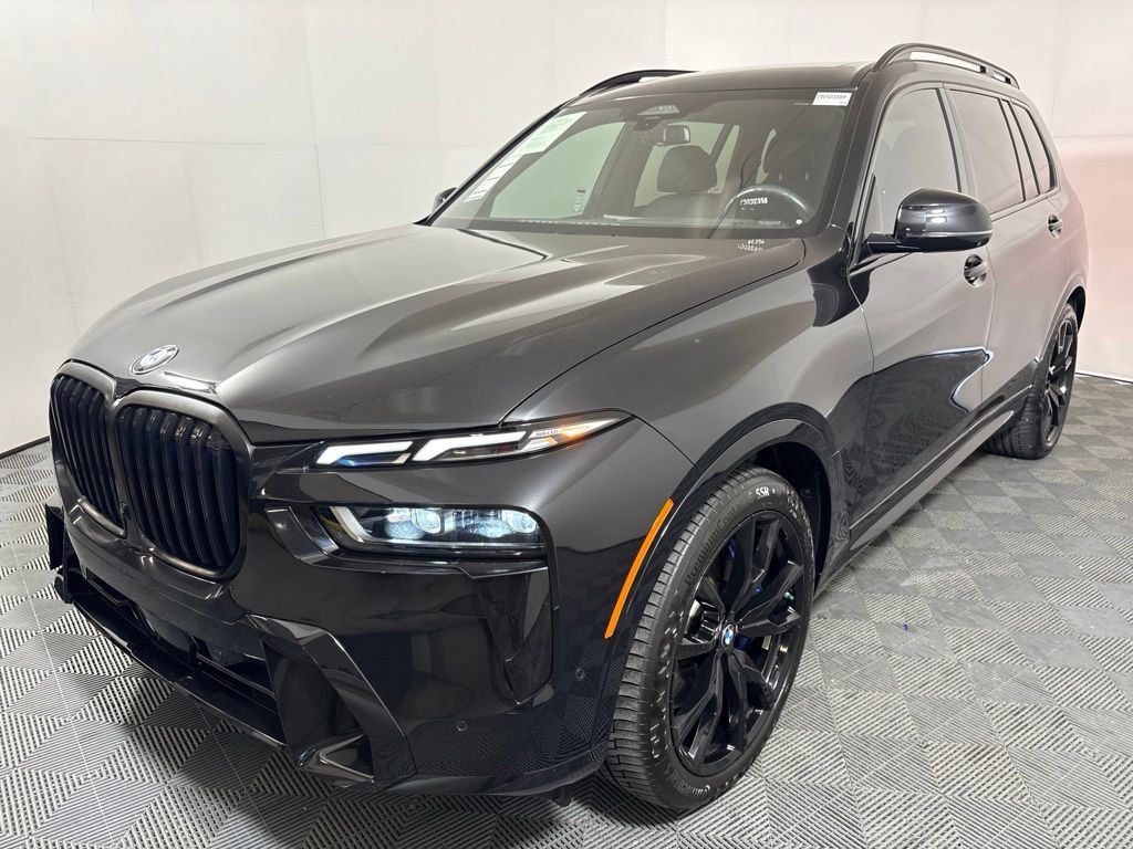 Certified 2026 BMW X7 xDrive40i w/ M Sport Package AWD/4WD image 2