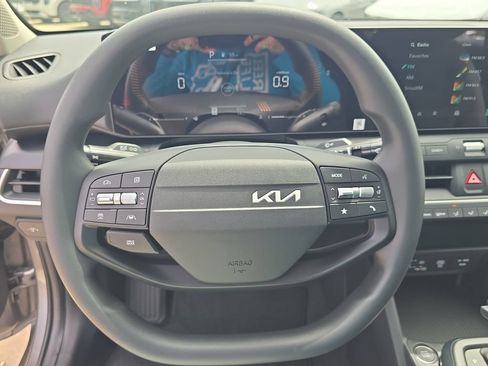New 2026 Kia K4 FWD image 29