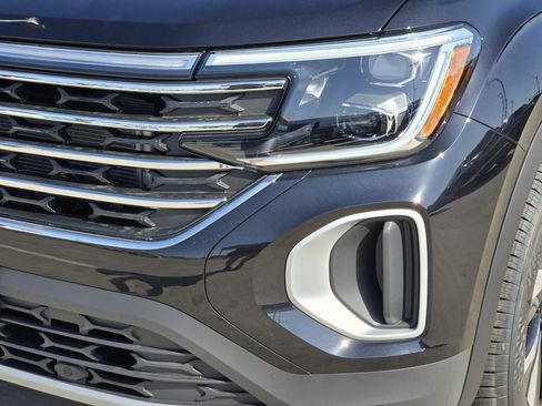 New 2026 Volkswagen Atlas SE FWD image 7