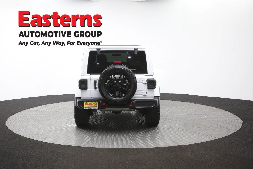 Used 2022 Jeep Wrangler Unlimited Sahara w/ Cold Weather Group AWD/4WD image 40