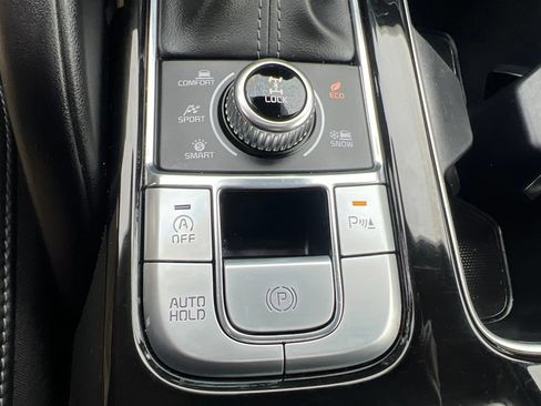 Certified 2024 Kia Telluride S w/ S Sunroof Package AWD/4WD image 57