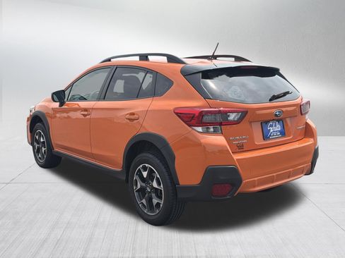 Used 2020 Subaru Crosstrek 2.0i AWD/4WD image 2