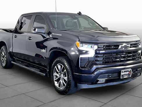 Used 2024 Chevrolet Silverado 1500 RST w/ Convenience Package II AWD/4WD image 3