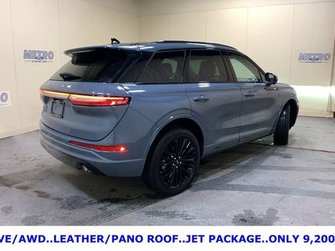 Used 2025 Lincoln Corsair Reserve w/ Equipment Group 202A image 3