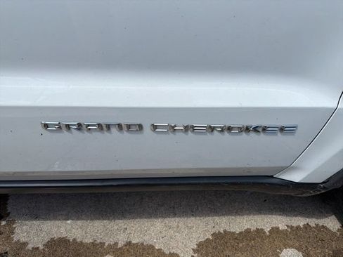 Used 2016 Jeep Grand Cherokee Laredo w/ Quick Order Package 23E RWD image 45