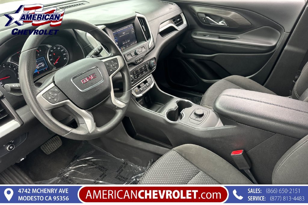 Used 2024 GMC Terrain SLE FWD image 10