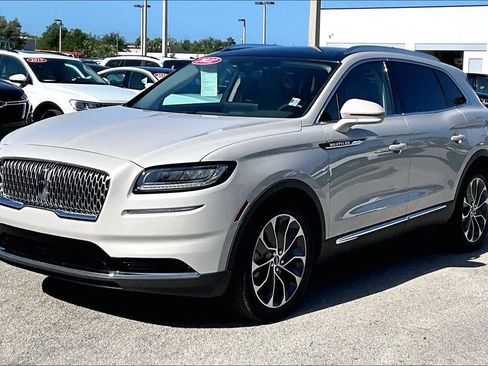 Used 2022 Lincoln Nautilus Reserve AWD/4WD image 9