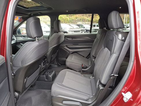 Certified 2024 Jeep Grand Cherokee L Laredo w/ Luxury Tech Group I image 11