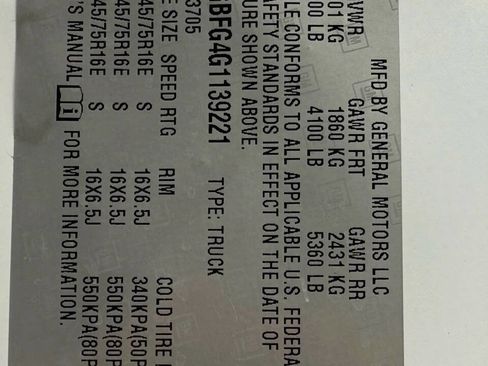 Used 2016 Chevrolet Express 2500 Extended image 24