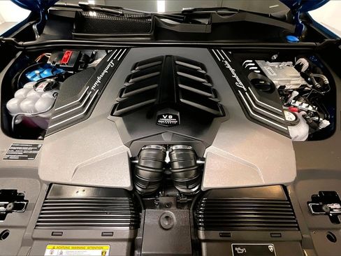 Used 2025 Lamborghini Urus SE image 15